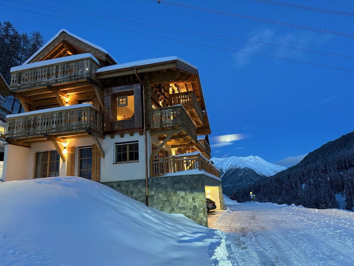 Samnaun, Chaletdmot Екстер'єр фото